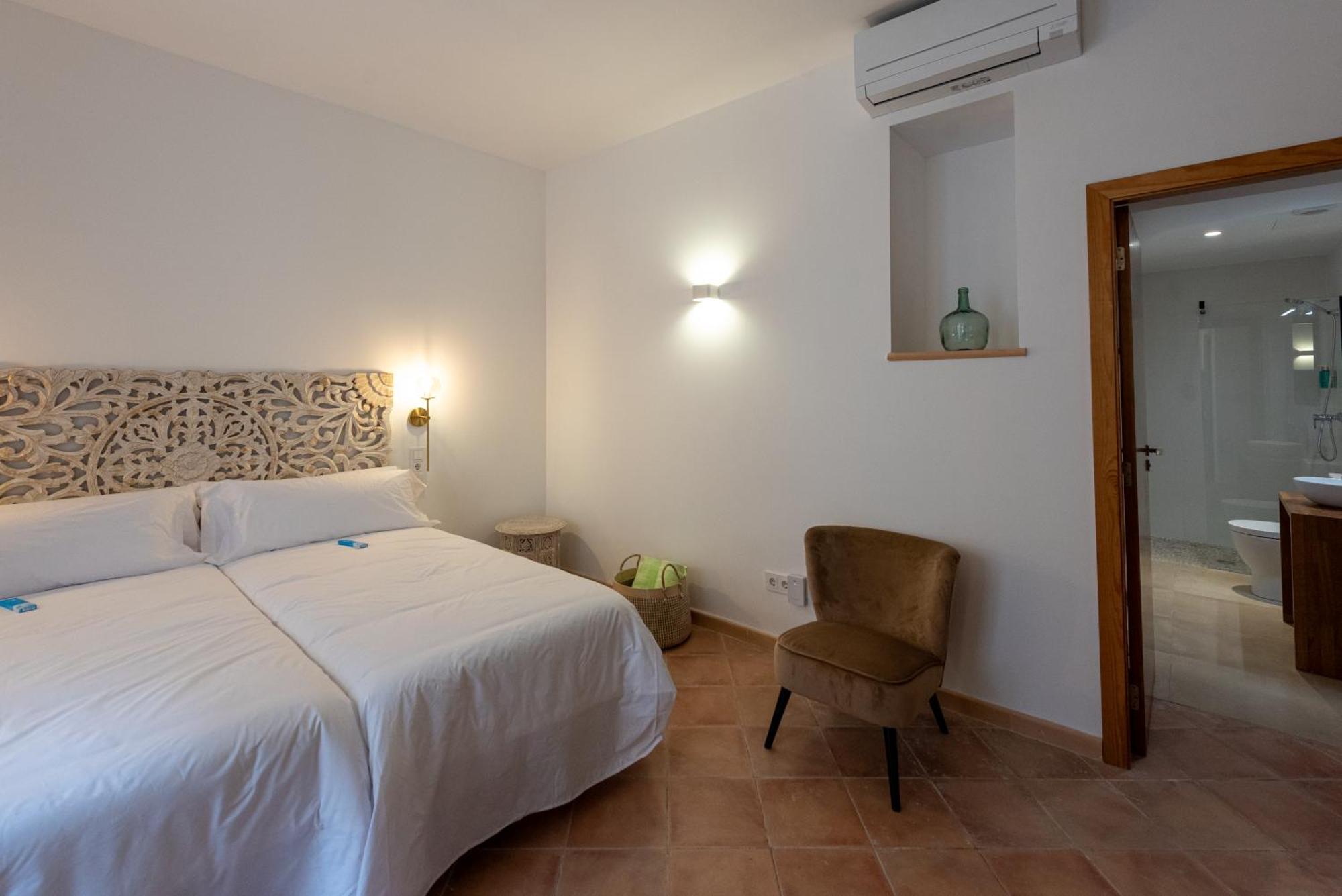 Cas Catala Hotel Синеу Екстериор снимка