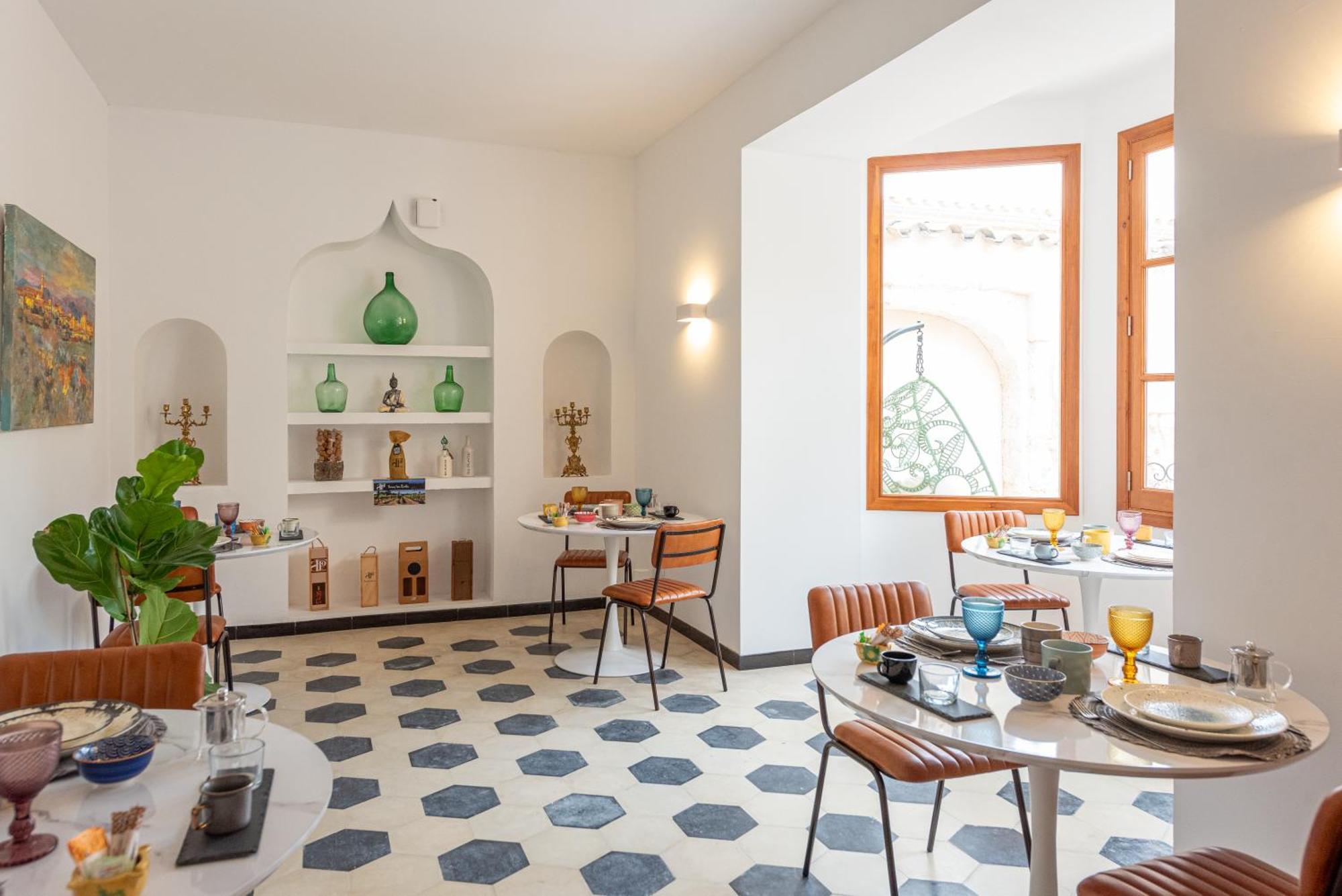Cas Catala Hotel Синеу Екстериор снимка