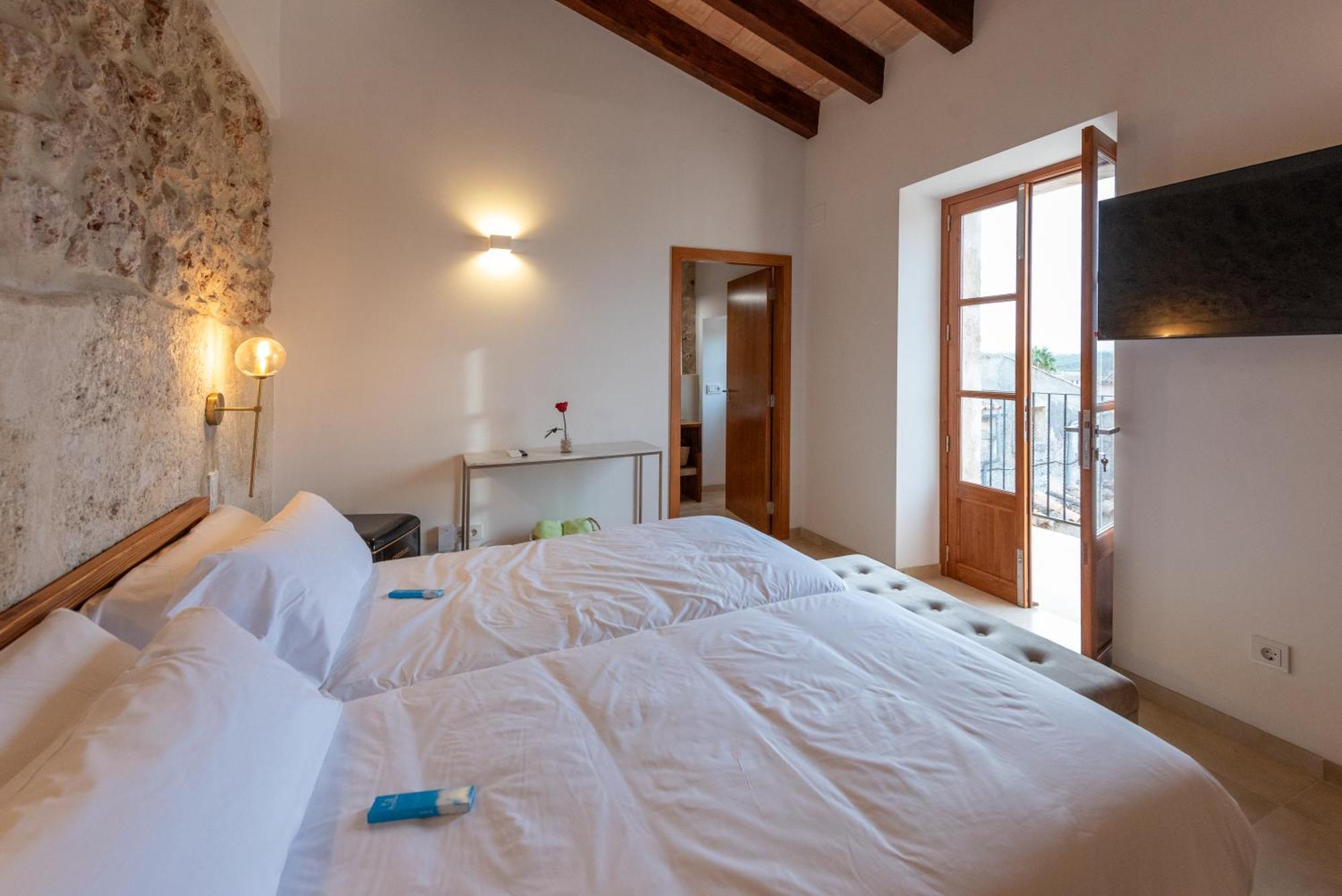 Cas Catala Hotel Синеу Екстериор снимка
