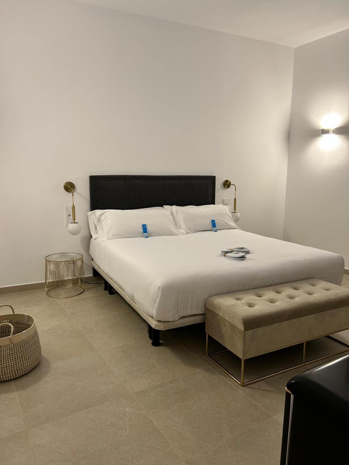 Cas Catala Hotel Синеу Екстериор снимка